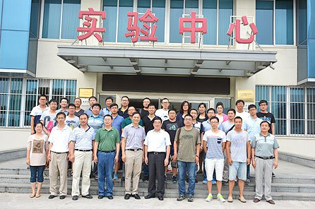 丹东百特与辽东学院产学研联合研发中心成立
